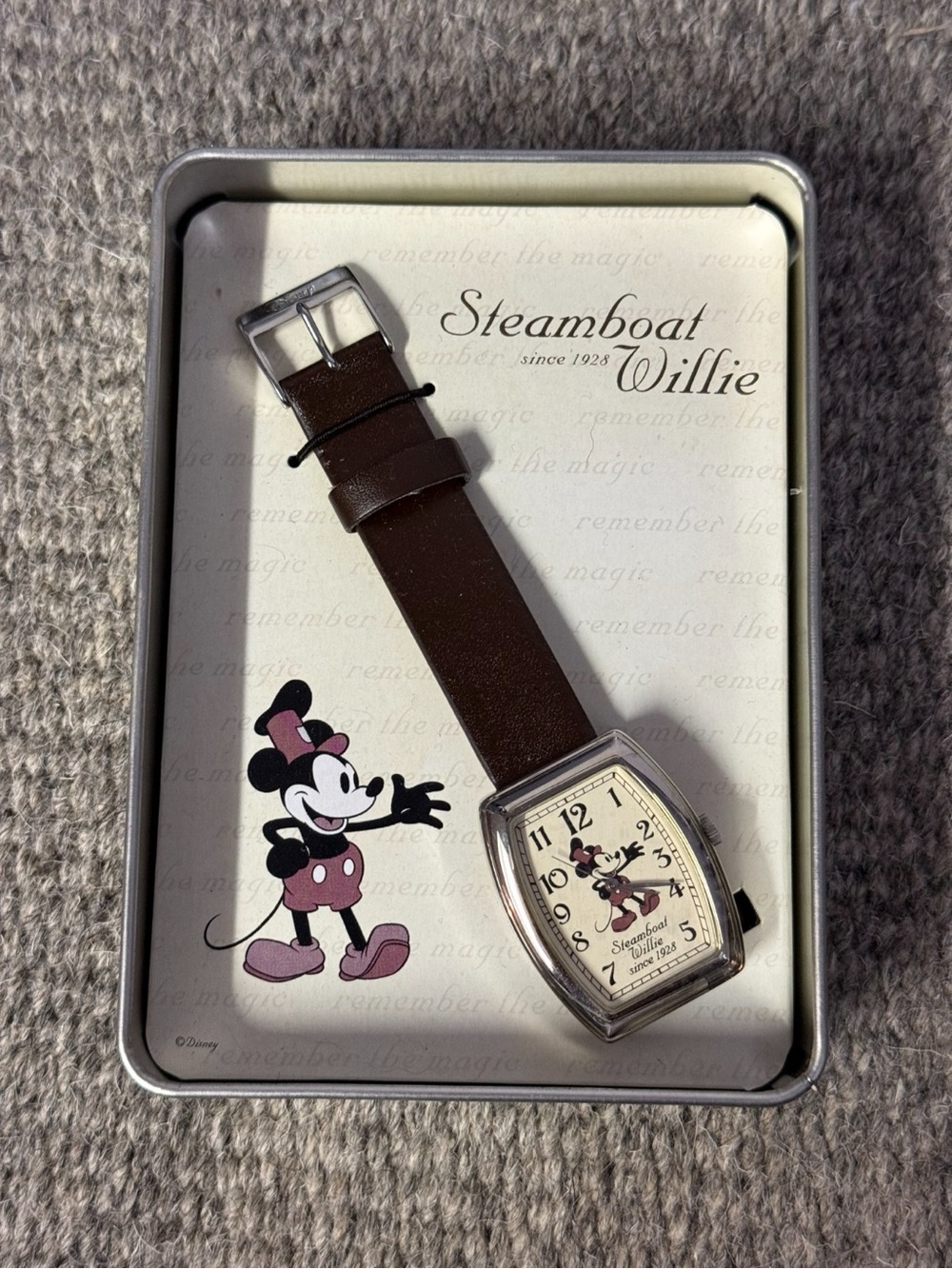 Steamboat Willie Minnie Watch with Tin